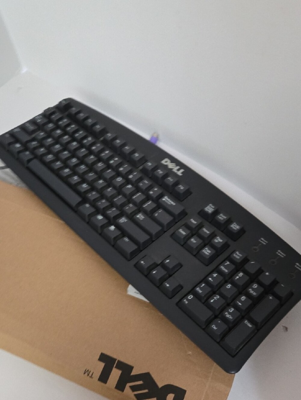 Dell RT7020 Black Wired Full-Size USB Keyboard with Numeric Keypad New In Box